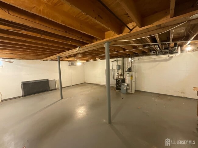 Building Photo - 939 Englishtown Rd