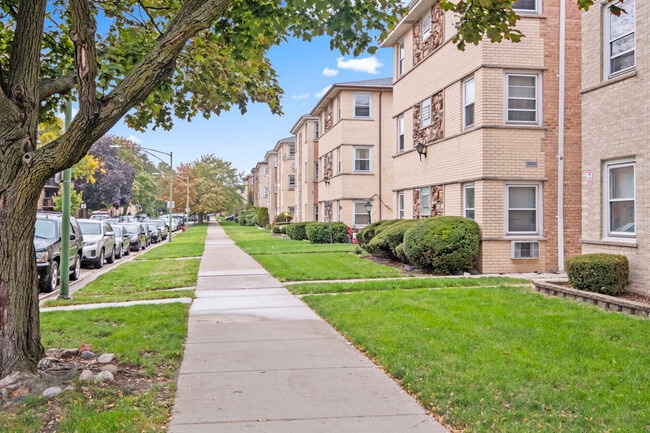 Building Photo - 8412 W Gregory St