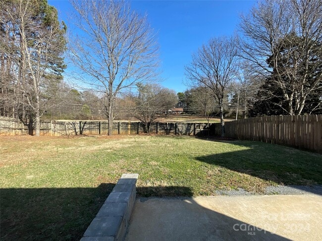 Building Photo - 7802 Buddy Holly Rd