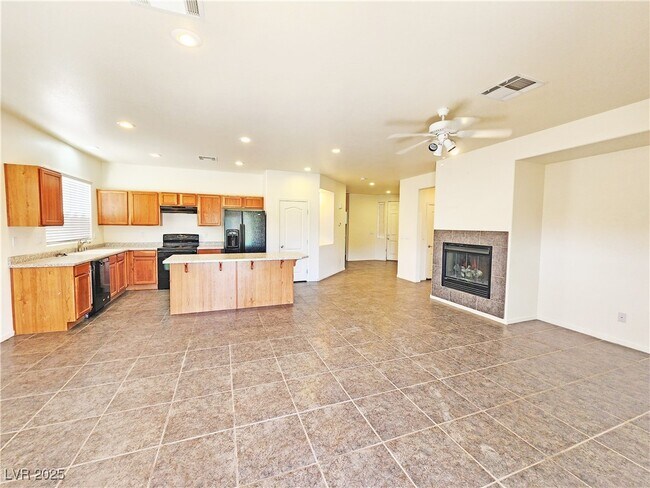 Building Photo - 5434 Cansano St