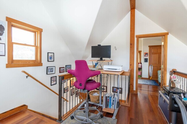 Building Photo - 407 Cascadilla St
