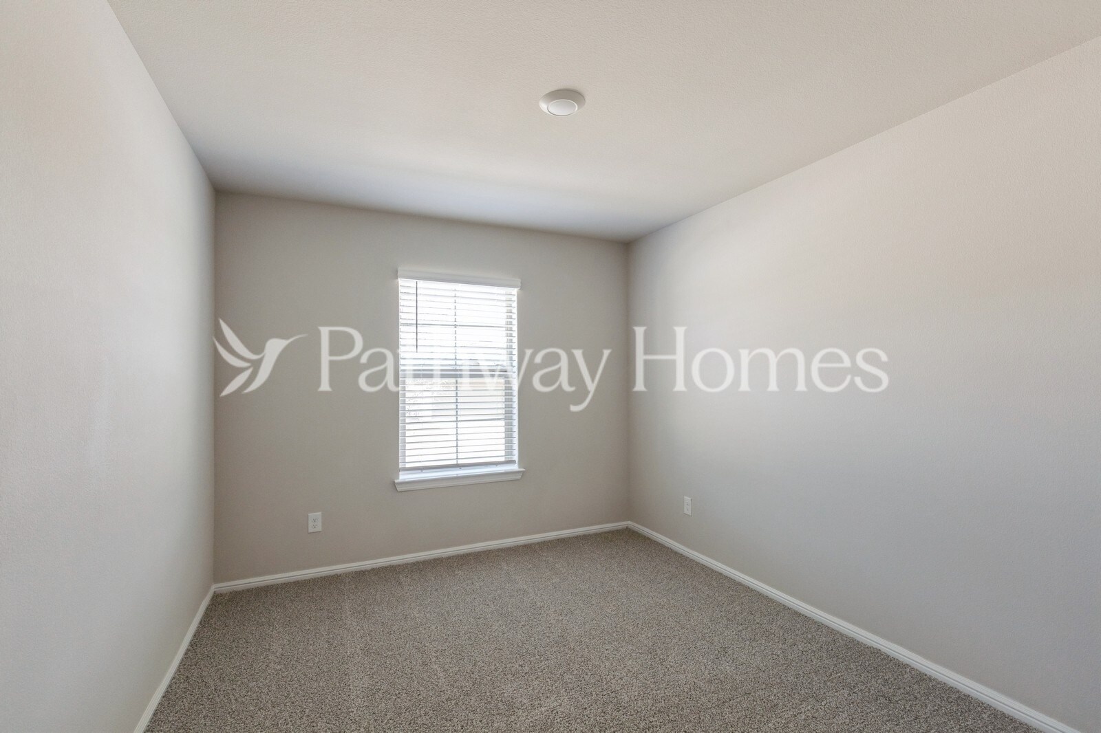 Building Photo - 9437 Golden Tree Ave