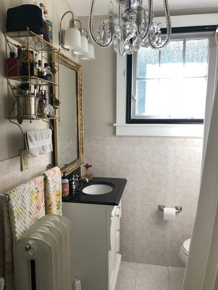 Building Photo - 115 E Laurel Ave