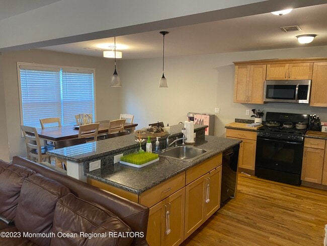 Building Photo - 59 Court St