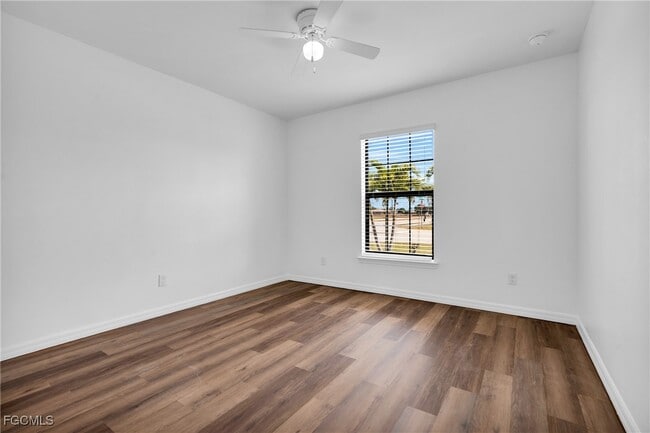 Building Photo - 1601 SW 12th Terrace