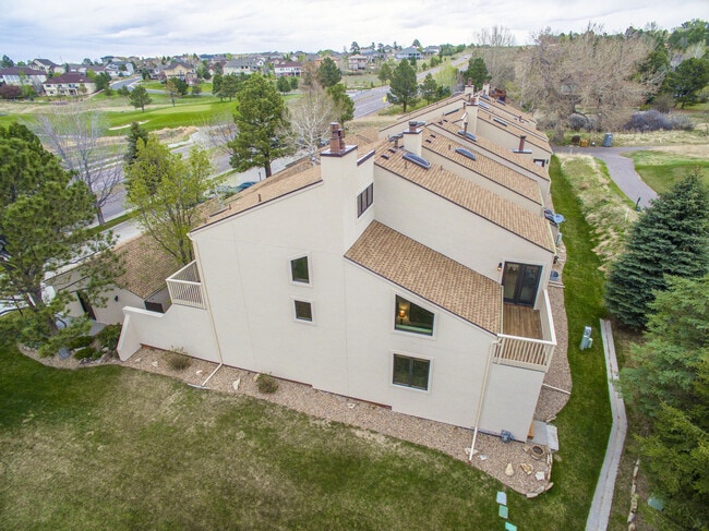 Building Photo - Breathtaking Three Bedroom Townhouse In The Pinery On The Golf Course