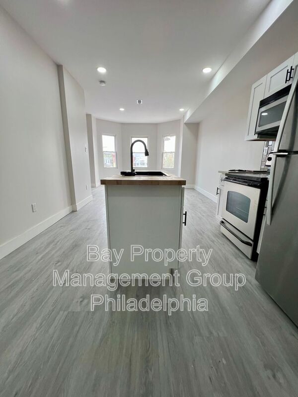 Building Photo - 32 S 62nd St