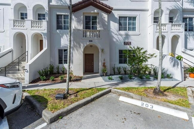 Building Photo - 5030 SW 126th Ave