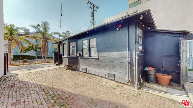 Primary Photo - 2221 Neilson Way