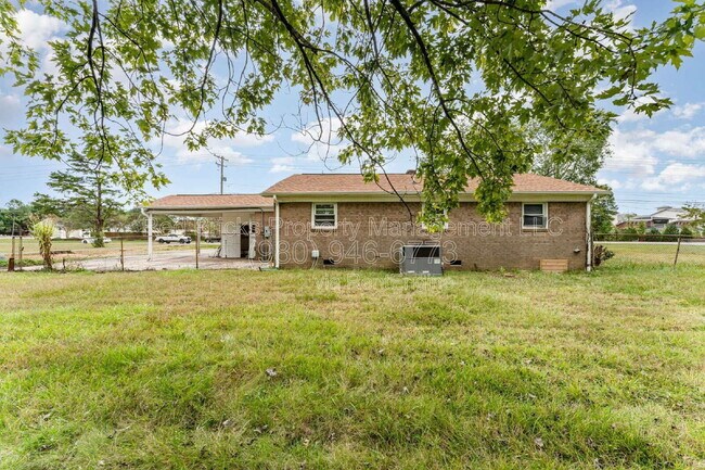 Building Photo - 14013 Eastfield Rd