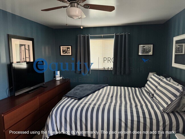 Building Photo - 549 Stringham Ave