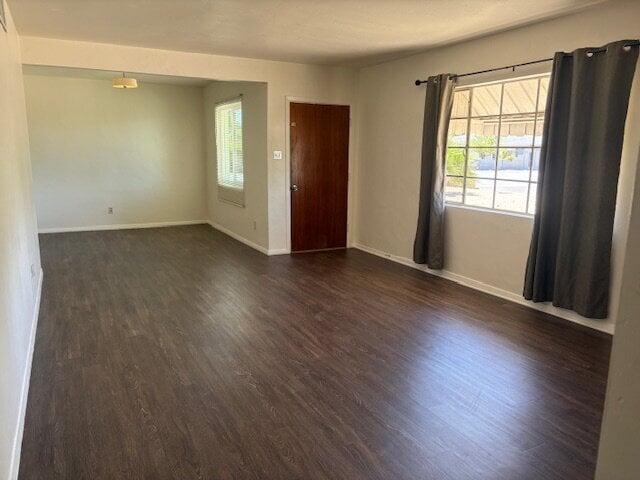 Building Photo - Large SF Home now available in Camelback C...