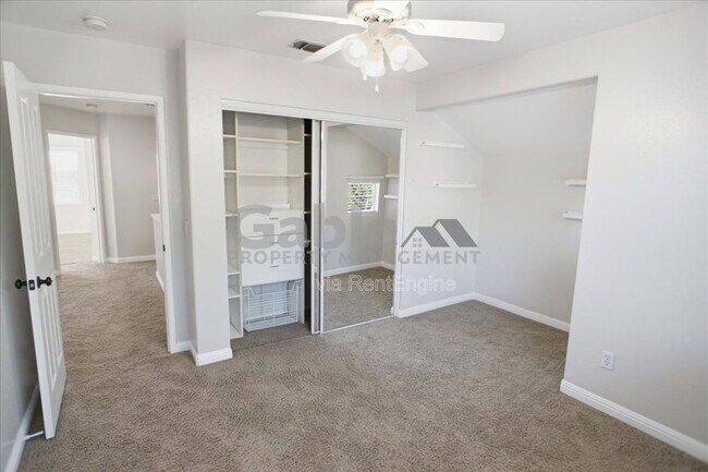 Building Photo - 27523 Wellsley Way