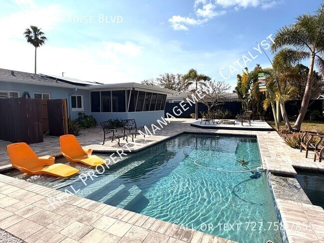 Building Photo - 10132 Paradise Blvd