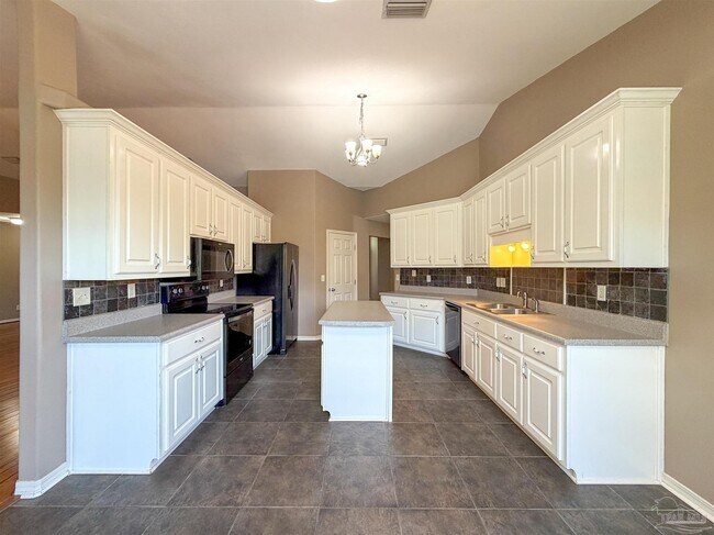 Building Photo - 3977 High Bridge Dr