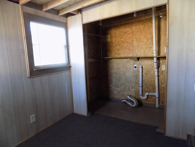 Building Photo - 1016 Billie Ruth Ln