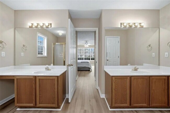 Building Photo - 2116 Baltic Ln