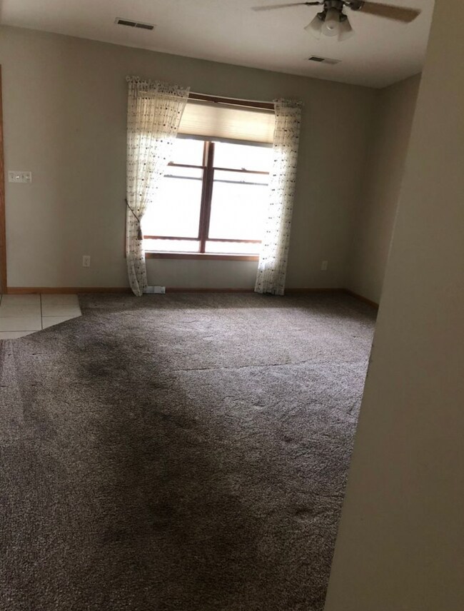 Living Room - 2062 River Rd