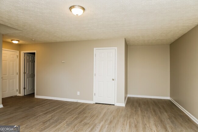 Building Photo - 67 Poplar Springs Ct