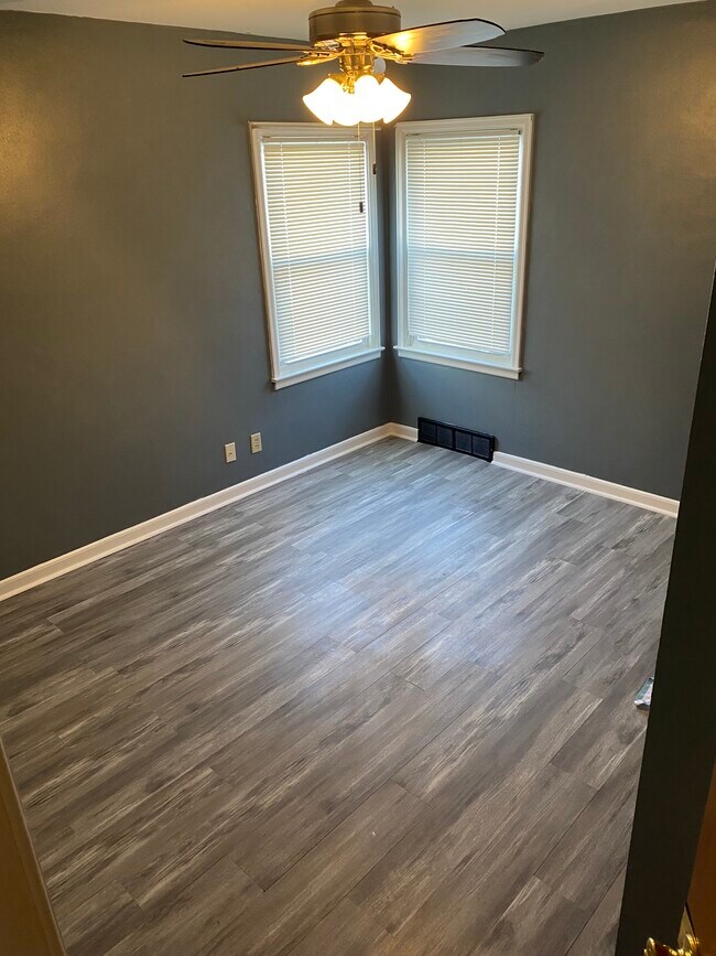 Building Photo - 2107 52nd St