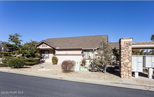 Building Photo - 1654 St Andrews Way