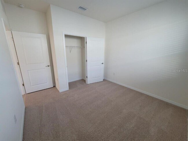 Building Photo - 5084 Stokes Wy