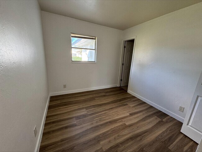 Building Photo - 788 NW 15th Pl