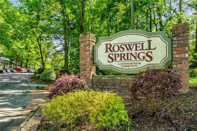 Building Photo - 521 Warm Springs Cir