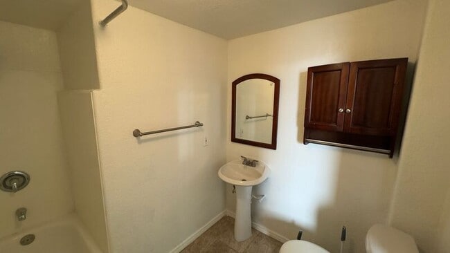 Building Photo - 7027 Washington Ave