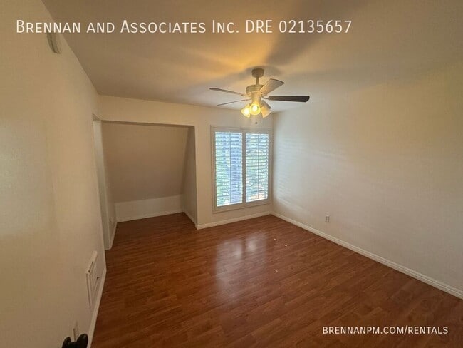 Building Photo - 7962 Mission Center Ct