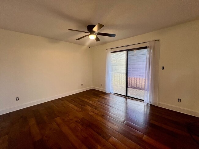 Building Photo - Coming Soon - Myrtle Beach - 3 Bedroom / 2 Bath Condo