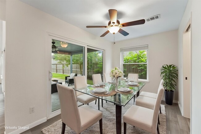 Building Photo - 417 W Hillary Cir