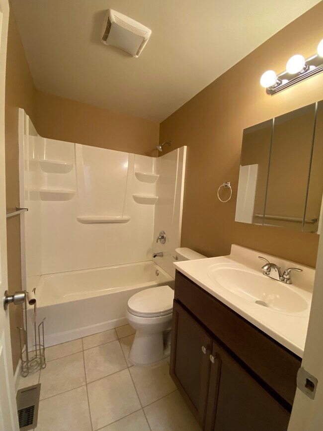 Bathroom - 1911 Scott Blvd