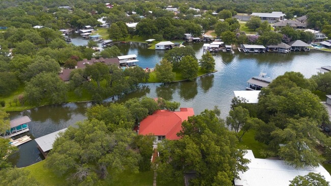 Building Photo - 327 Elm Lodge Dr