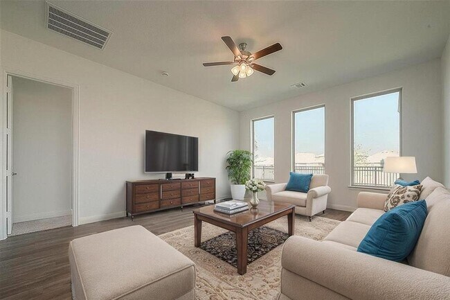 Building Photo - 2040 Terra Rose Dr
