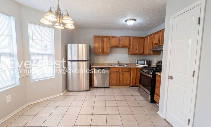 Building Photo - 3833 Conley Downs Dr