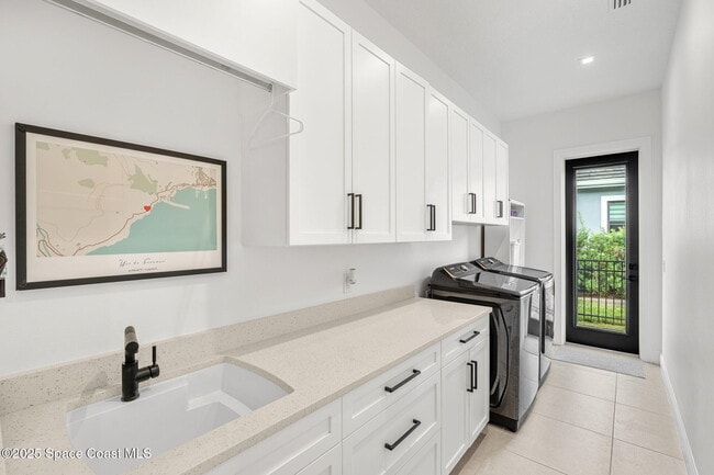Building Photo - 8499 Serrano Cir