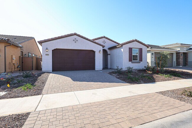 Building Photo - COMING SOON!! Recently built 5-Bedroom Home in Goodyear with Upgrades & Resort-Style Amenities