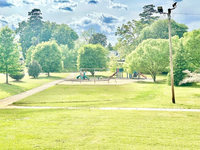 Building Photo - 441 Jackson St