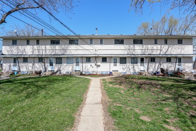 Building Photo - 1034 2nd Ave E