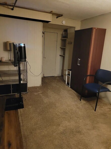 Building Photo - 3514 Ailsa Ave