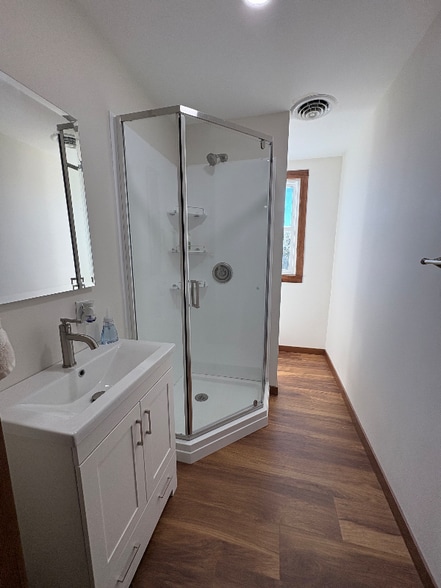 Building Photo - 73 Martin Ave