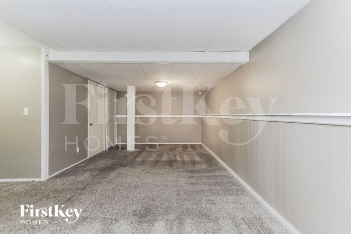 Building Photo - 902 Bremerton Dr