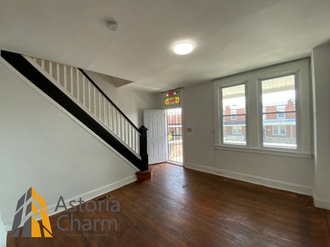 Building Photo - 2 Bed with Finished Basement, Deck off Bedroom, and Backyard