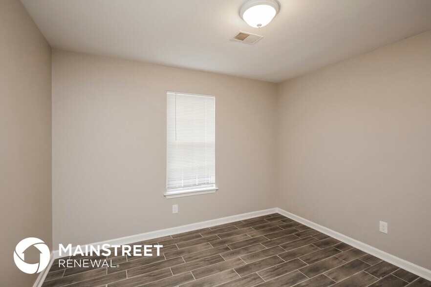 Building Photo - 6885 Bannister Park Ln