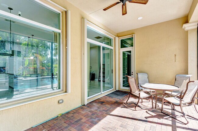 Building Photo - 8240 NW 105th Ln