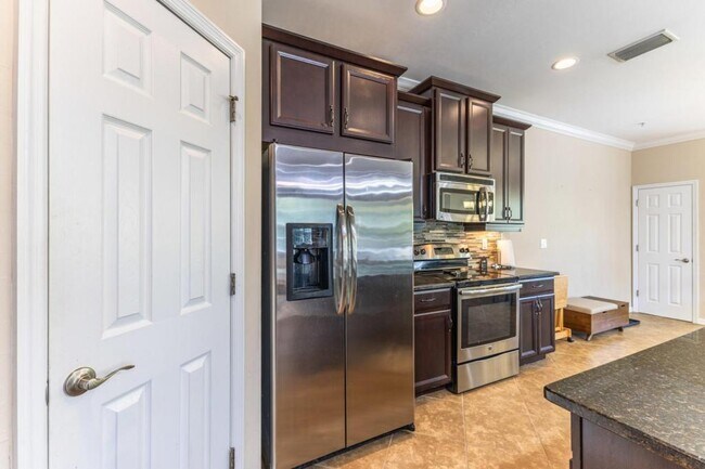 Building Photo - 23550 Alamanda Dr