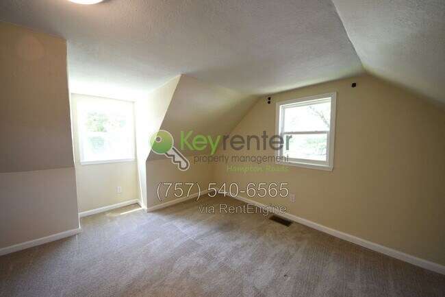 Building Photo - 3742 Atterbury St