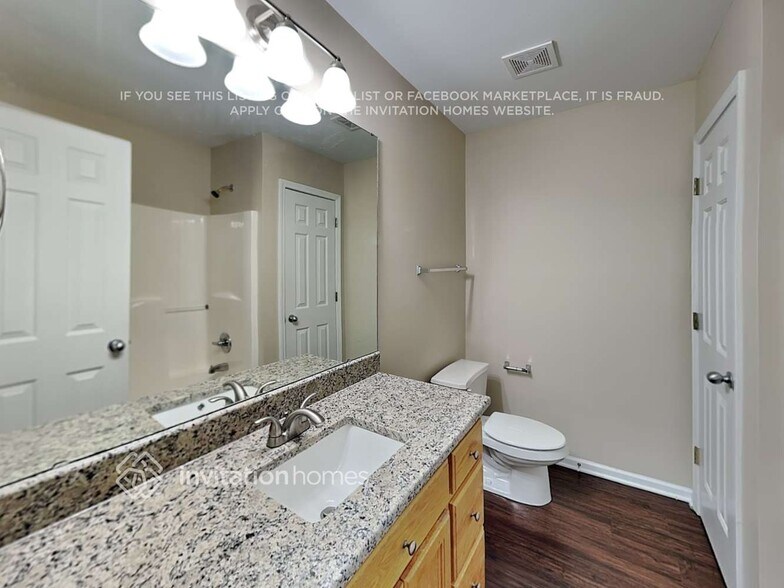 Building Photo - 1039 Loch Lomond Cir