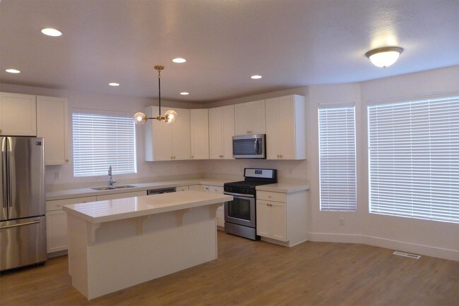 Building Photo - 1779 W Dalmeny Way